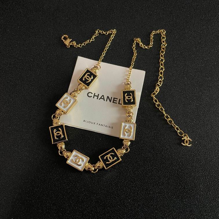 Chanel necklace 12lyh79